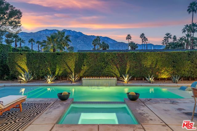2070 E Park Drive, Palm Springs, CA 92262