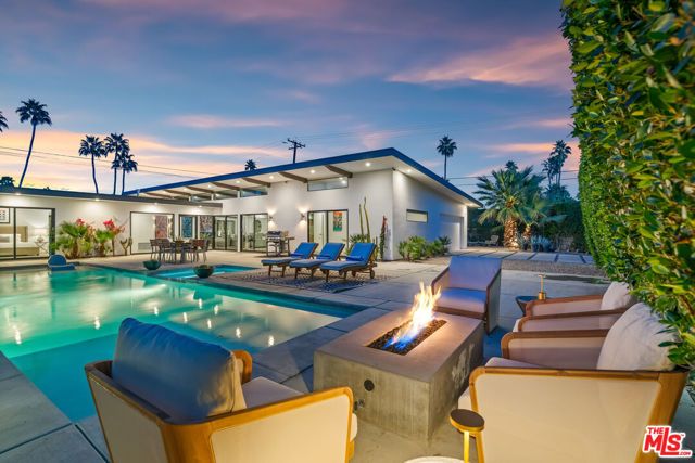 2070 E Park Drive, Palm Springs, CA 92262