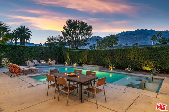 2070 E Park Drive, Palm Springs, CA 92262