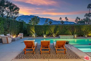 2070 E Park Drive, Palm Springs, CA 92262