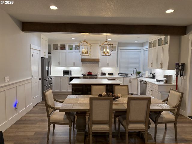 15397 Se PIONEER Dr, Clackamas, OR 97015