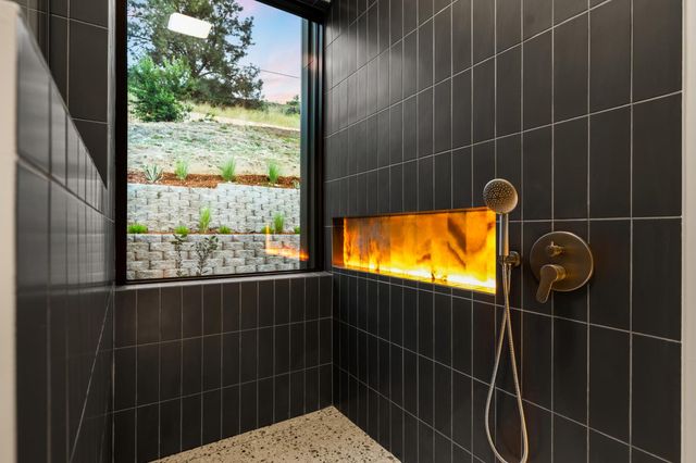 11150 Sunrise Ridge Cir, Auburn, CA 95603