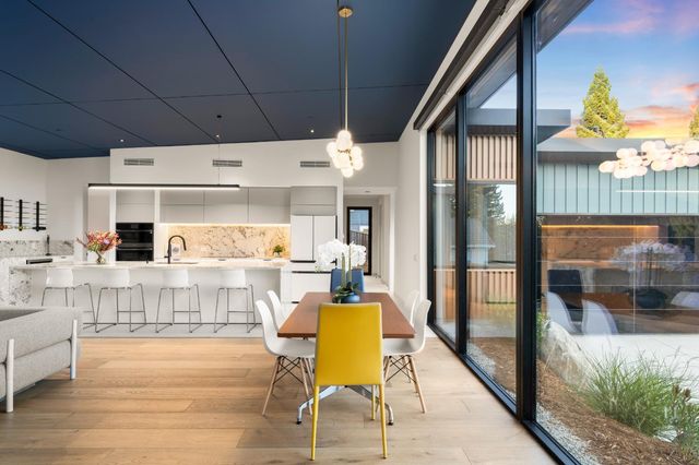 11150 Sunrise Ridge Cir, Auburn, CA 95603