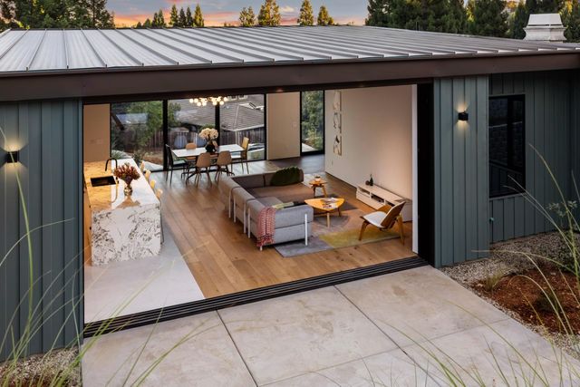 11150 Sunrise Ridge Cir, Auburn, CA 95603
