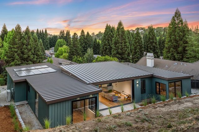 11150 Sunrise Ridge Cir, Auburn, CA 95603