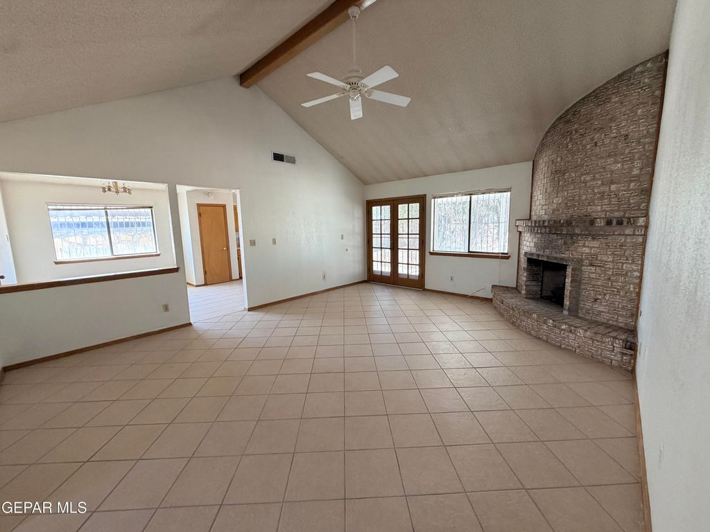 3217 RED SAILS Drive, El Paso, TX 79936