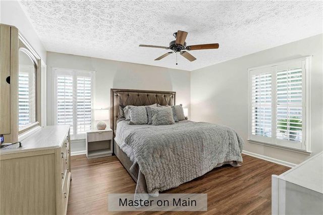 160 Wills Way, Fayetteville, GA 30214