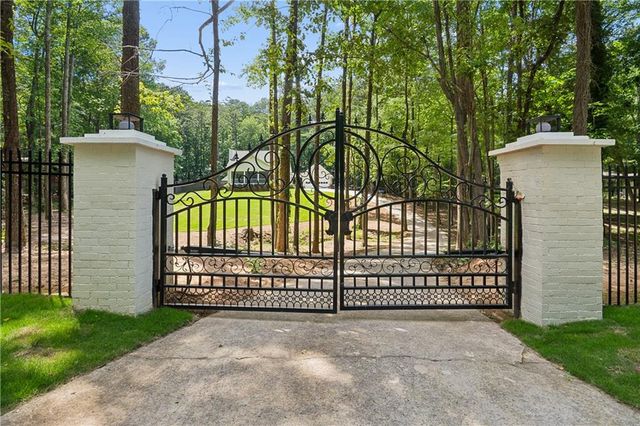 160 Wills Way, Fayetteville, GA 30214
