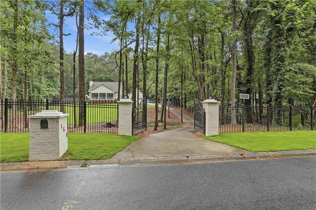 160 Wills Way, Fayetteville, GA 30214
