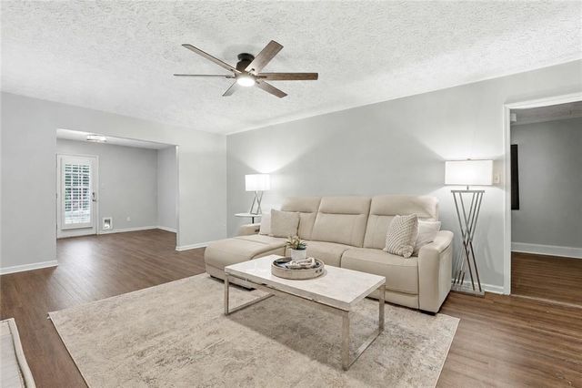 160 Wills Way, Fayetteville, GA 30214