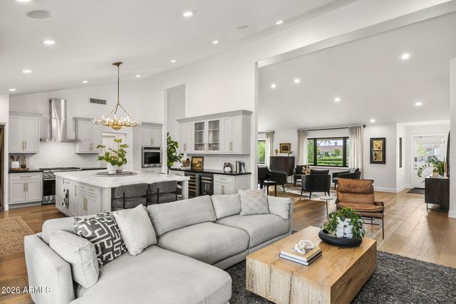 6152 E CALLE CAMELIA --, Scottsdale, AZ 85251