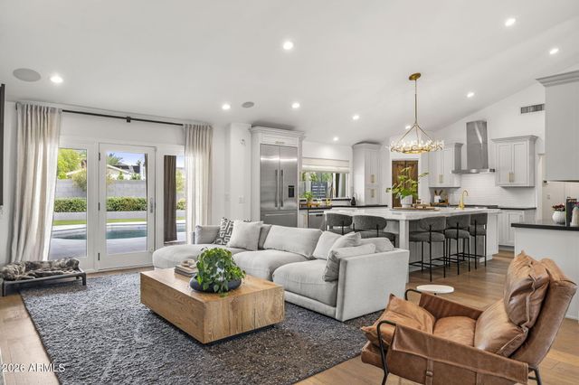 6152 E CALLE CAMELIA --, Scottsdale, AZ 85251