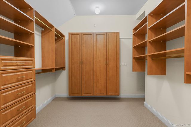 18 Shelley Lane, West Harrison, NY 10604