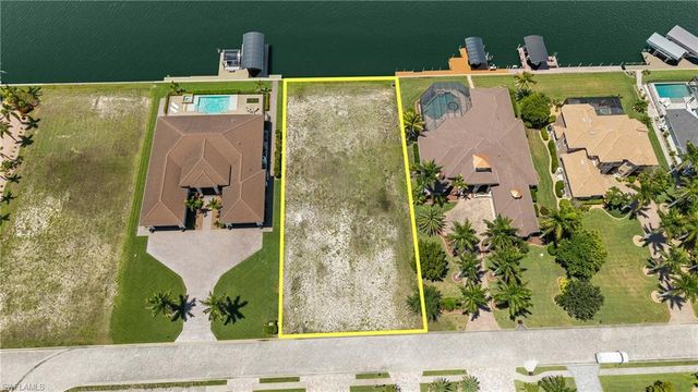 897 W Cape Estates CIR, Cape Coral, FL 33993