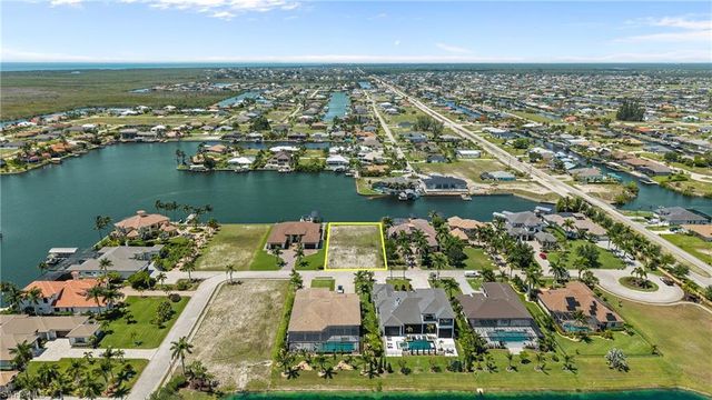897 W Cape Estates CIR, Cape Coral, FL 33993