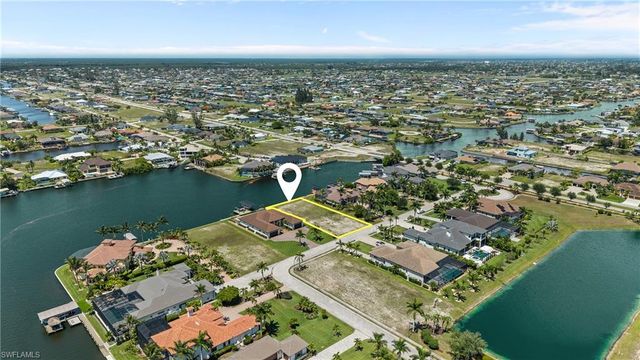 897 W Cape Estates CIR, Cape Coral, FL 33993