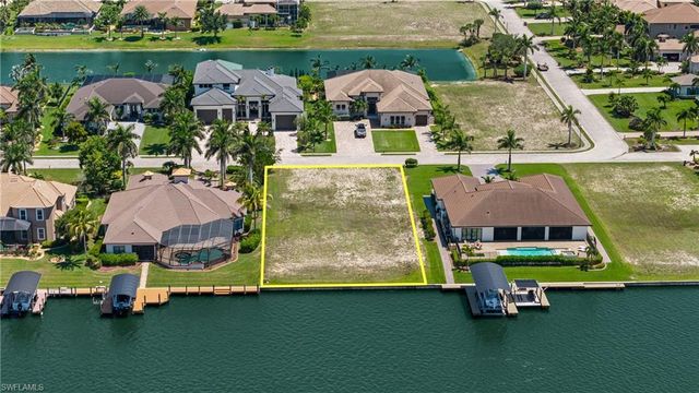 897 W Cape Estates CIR, Cape Coral, FL 33993