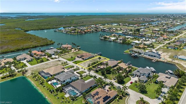 897 W Cape Estates CIR, Cape Coral, FL 33993