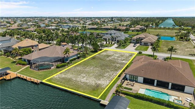 897 W Cape Estates CIR, Cape Coral, FL 33993