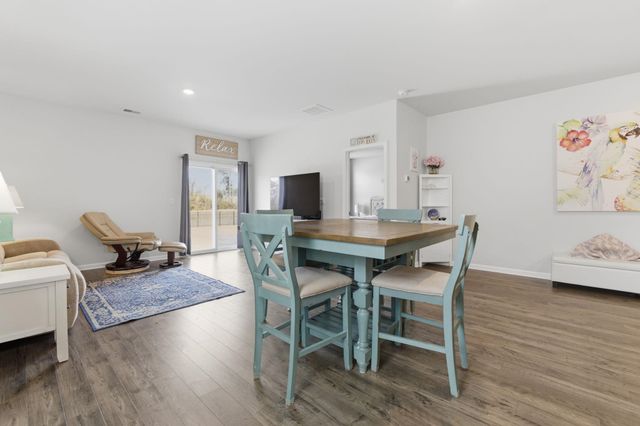 2083 Ainsley Dr., Little River, SC 29566