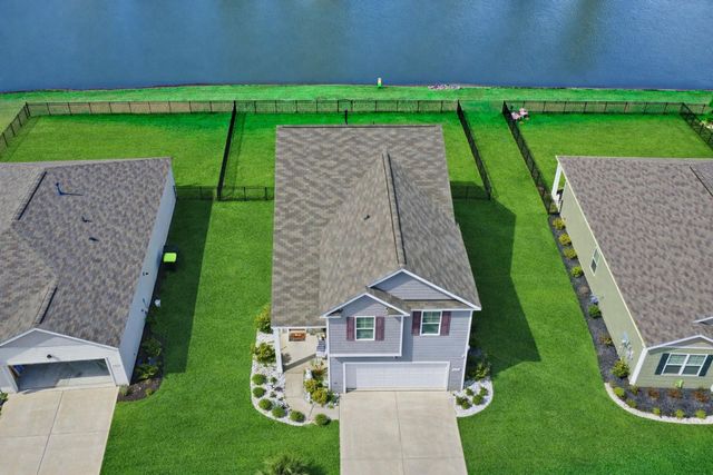 2083 Ainsley Dr., Little River, SC 29566