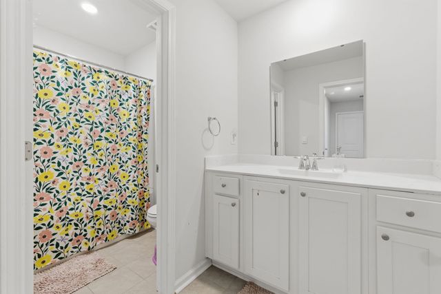 2083 Ainsley Dr., Little River, SC 29566