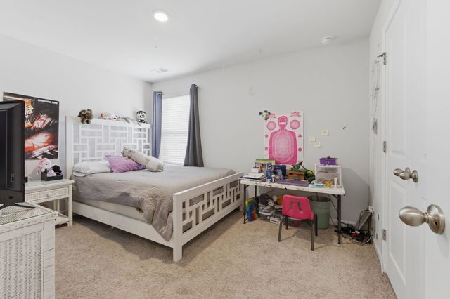 2083 Ainsley Dr., Little River, SC 29566