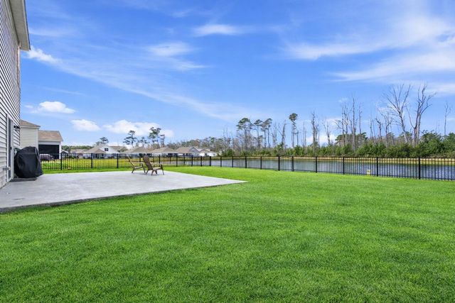 2083 Ainsley Dr., Little River, SC 29566