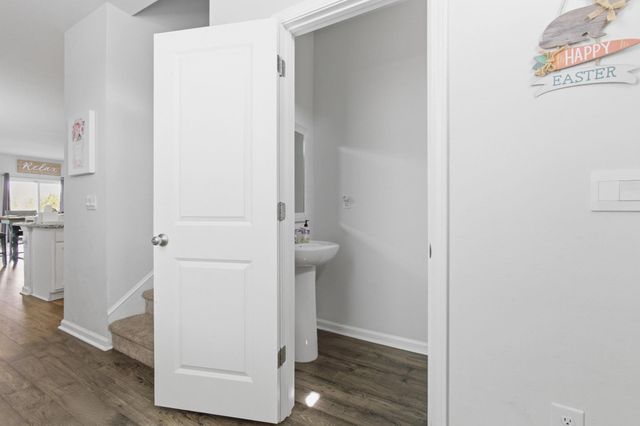 2083 Ainsley Dr., Little River, SC 29566