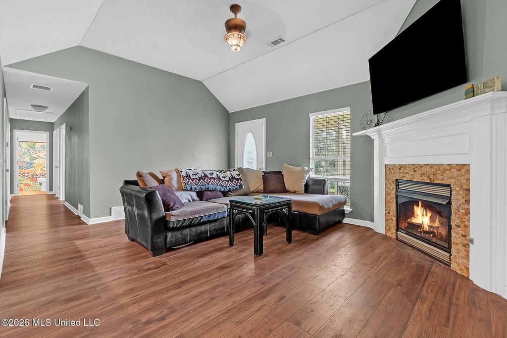 111 Dogwood Road, Byhalia, MS 38611 — photo 2