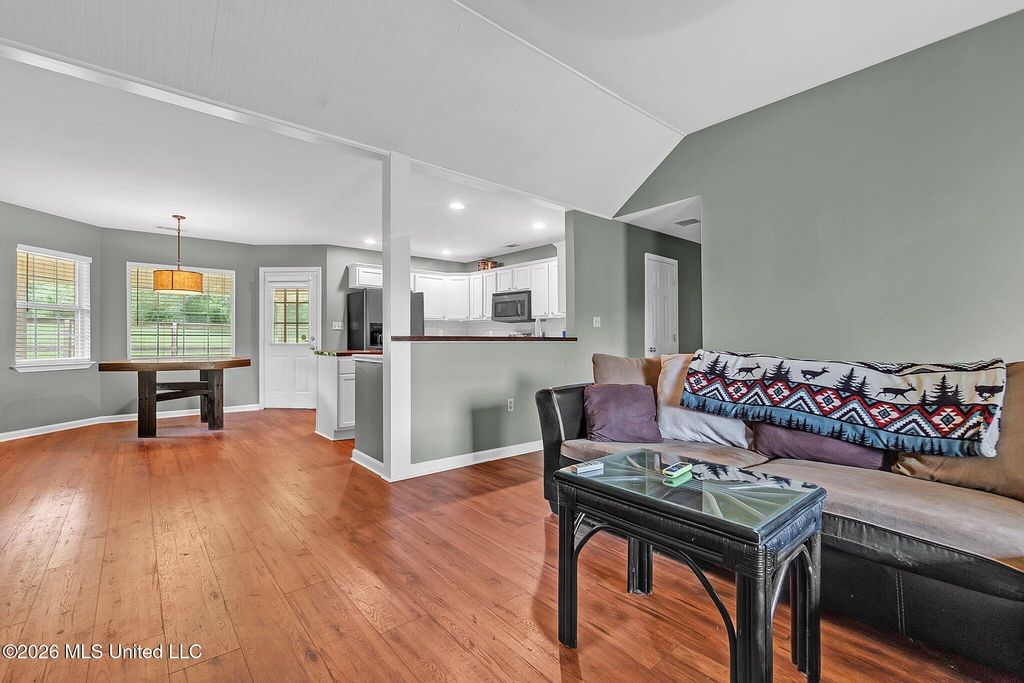111 Dogwood Road, Byhalia, MS 38611 — photo 3