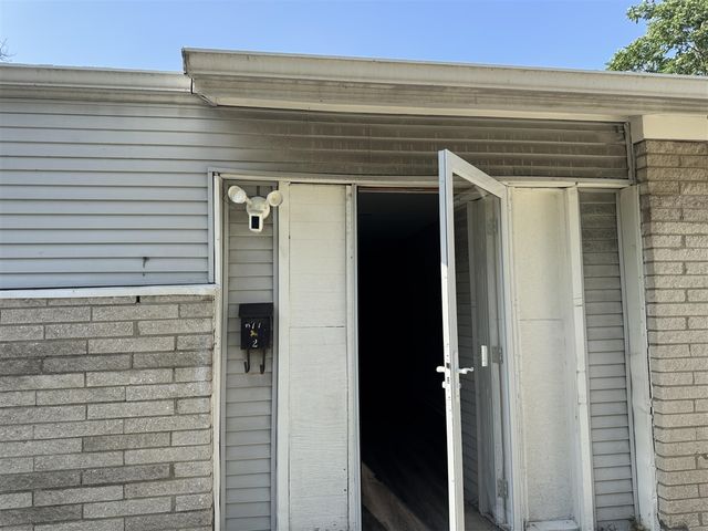 677 Dorset Avenue, Ypsilanti, MI 48198