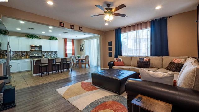 4590 Donegal Way, Antioch, CA 94531