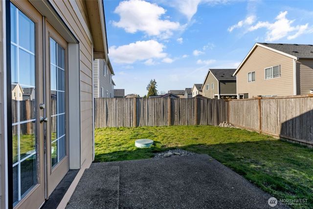 18833 110th Avenue Ct E, Puyallup, WA 98374