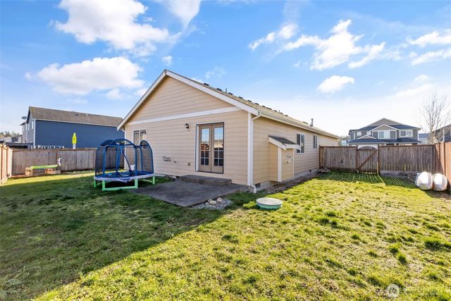 18833 110th Avenue Ct E, Puyallup, WA 98374