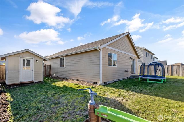 18833 110th Avenue Ct E, Puyallup, WA 98374