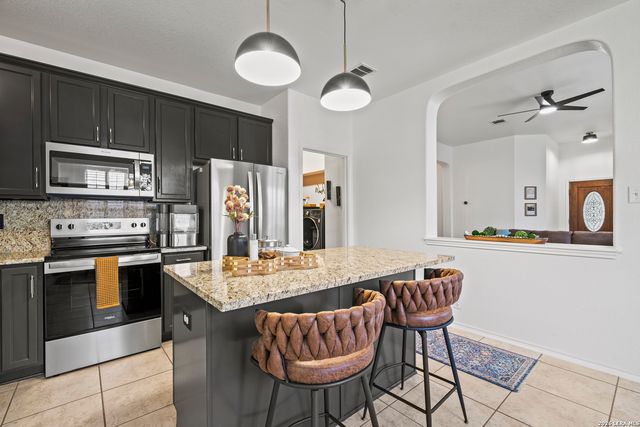 788 San Luis, New Braunfels, TX 78132