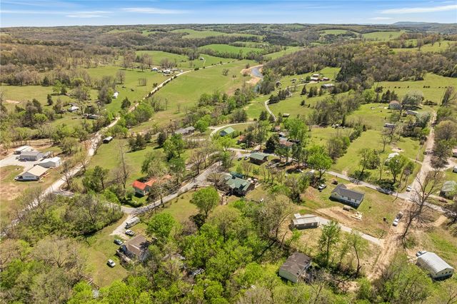 5494 East Street, Everton, AR 72633
