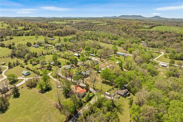 5494 East Street, Everton, AR 72633