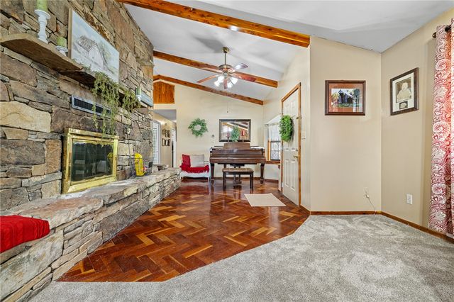 5494 East Street, Everton, AR 72633