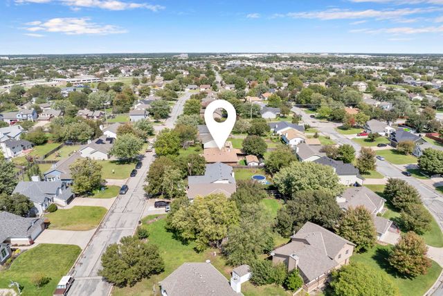 2010 S Beech St, Wichita, KS 67207