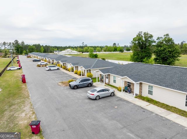609 Beach Road, Baxley, GA 31513