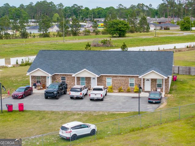 609 Beach Road, Baxley, GA 31513