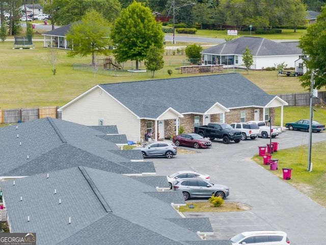 609 Beach Road, Baxley, GA 31513