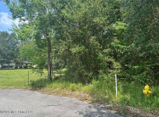 0 King Circle, Pass Christian, MS 39571