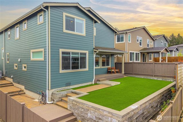 10214 SE 268th Place, Kent, WA 98030