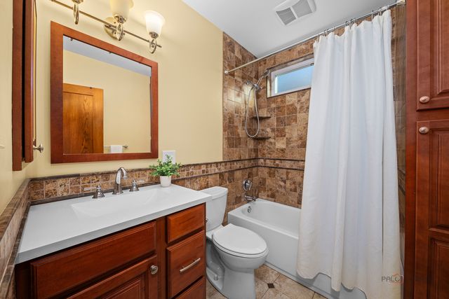 4313 N RIDGEWAY Avenue, Chicago, IL 60618