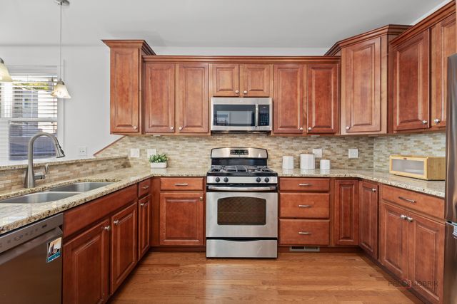 4313 N RIDGEWAY Avenue, Chicago, IL 60618