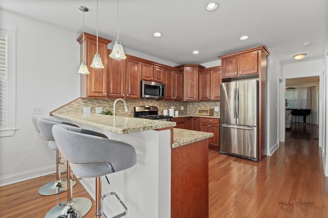 4313 N RIDGEWAY Avenue, Chicago, IL 60618