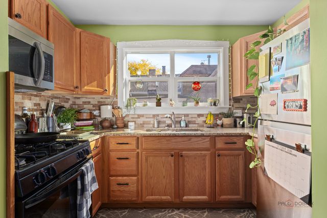 4313 N RIDGEWAY Avenue, Chicago, IL 60618